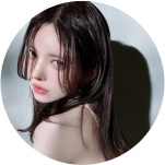 益若つばさ